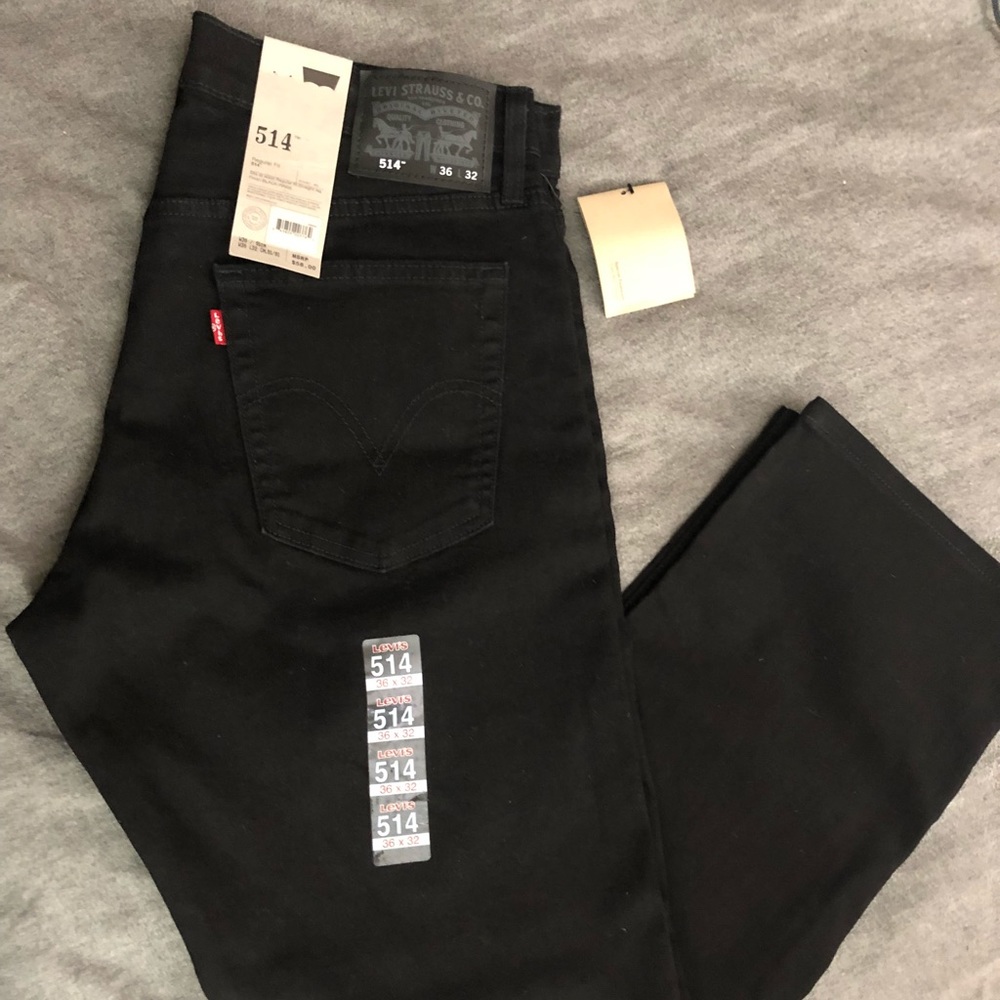 Black Levi’s jeans